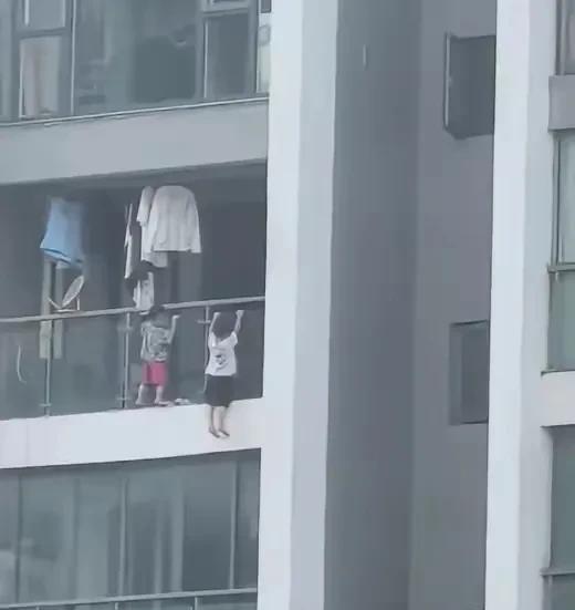 此时此刻如果你是父母的话，你会想什么？