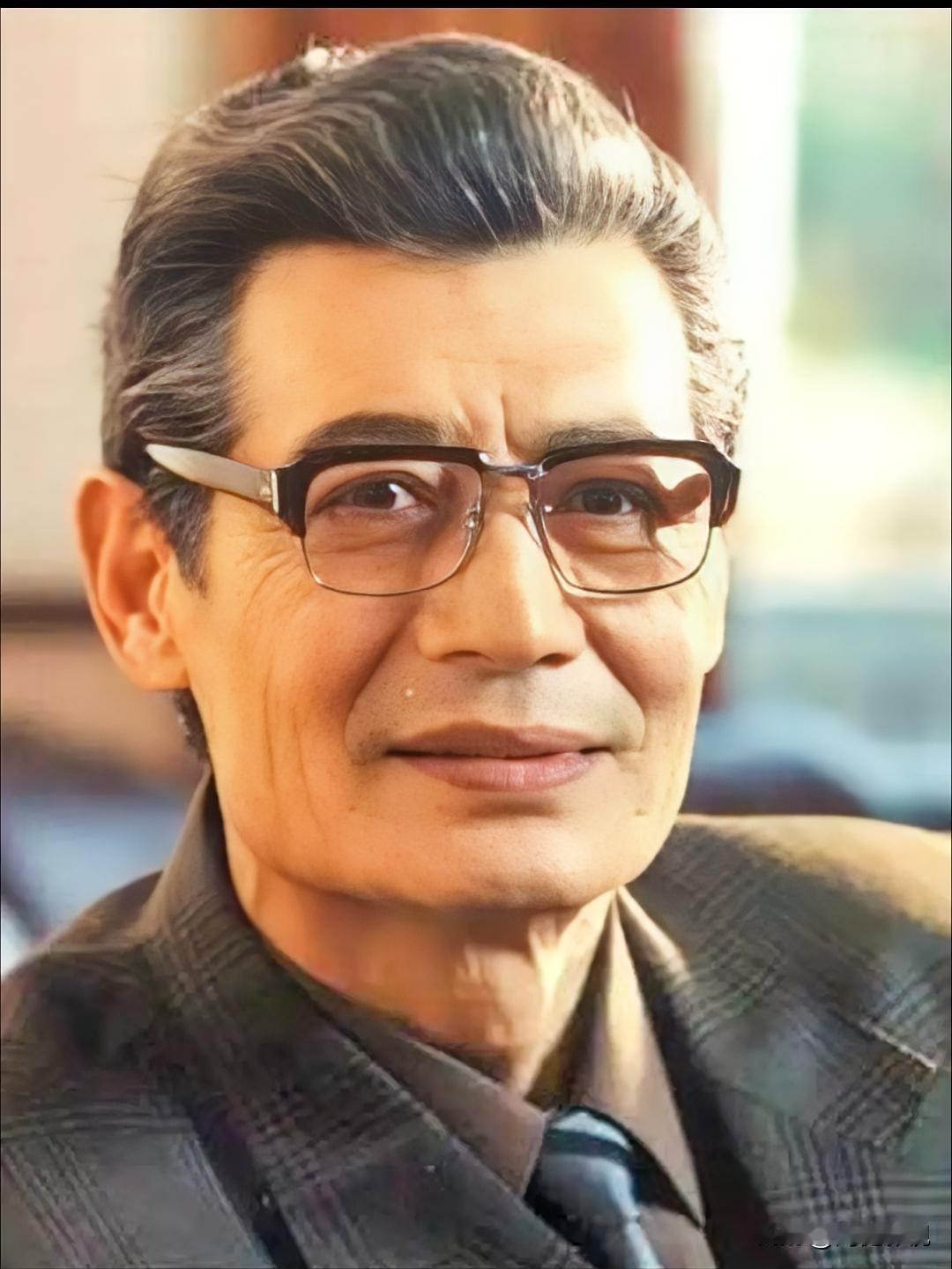 大家还记得这位男演员吗？没想到他已去世23年了，土生土长的上海人，年轻时长得帅