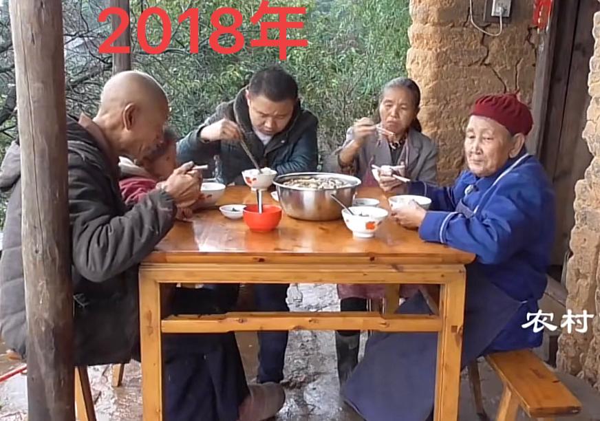 农村四哥的占地350平方米，房屋面积200平米的大别墅批文下来了，农村四哥请幺舅