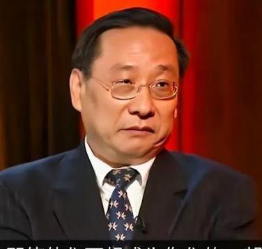 CNN记者上来就问：中国为什么不让台湾地区独立？结果高志凯眼皮都没抬，悠悠地问：