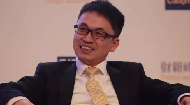 2010年，河南高考状元张磊，向耶鲁大学捐款888万美元，随后又向人民大学捐款三