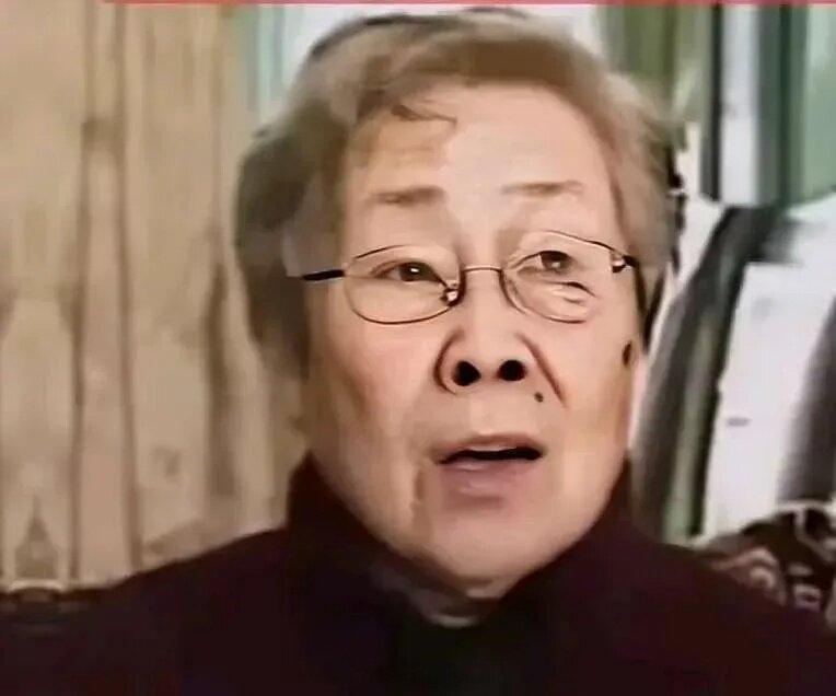 宗馥莉为什么没有得到家族中人的支持？妈妈的地位，决定了她的地位。35岁的宗庆