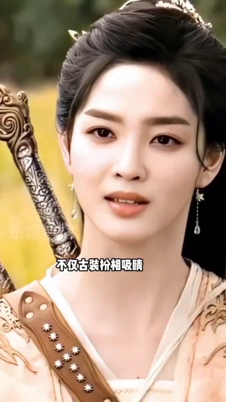 配角出圈：张凯莹。乐娱新翻。估计导演也没有想到，只是找个名不经传的小演员张凯