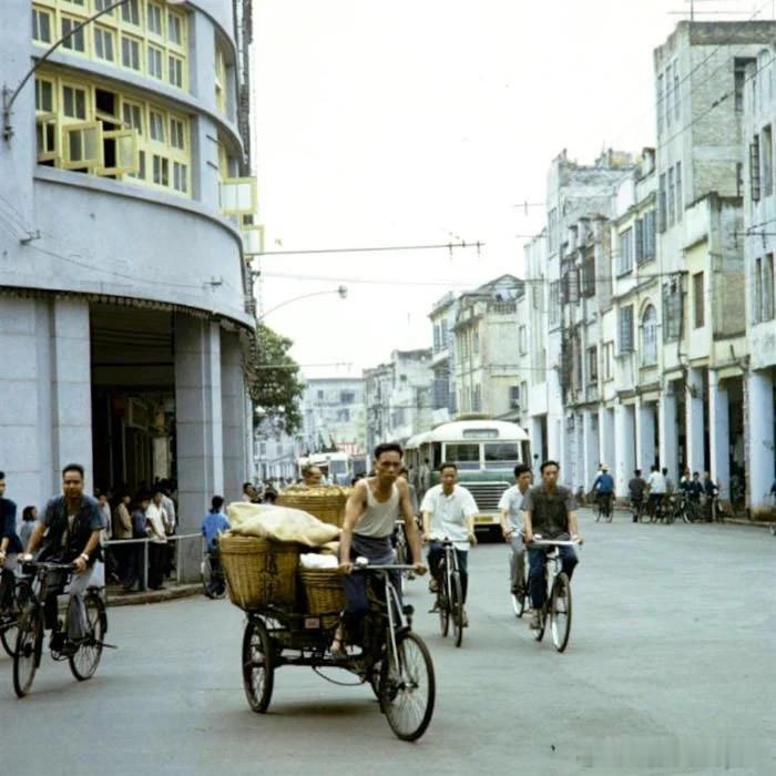 1973年的广州，摄影：哈里森·福尔曼