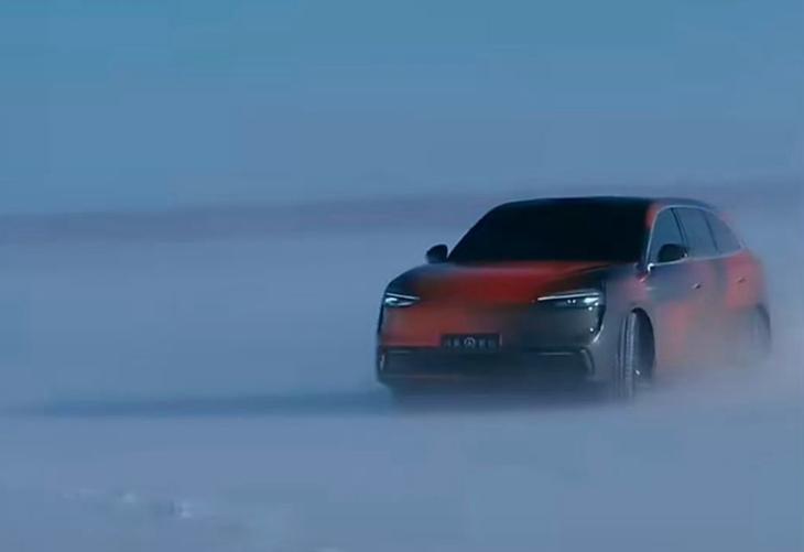 问界马上就要66大顺了？近日，问界M6的测试谍照曝光，引起不少关注。新车定位年轻