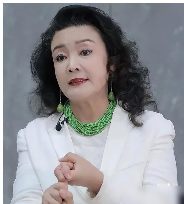 张兰连亲儿子的卧室都能一把推平，凭什么给大S留下的两个孩子焊死专属地盘？马筱