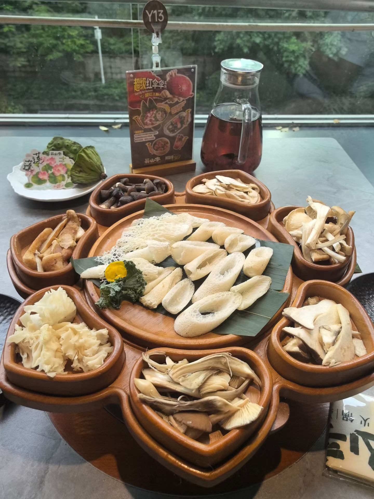 该吃饭的时候吃饭，该跑步的时候跑步…跑步坚持运动打卡年轻人一定要对钱有概念