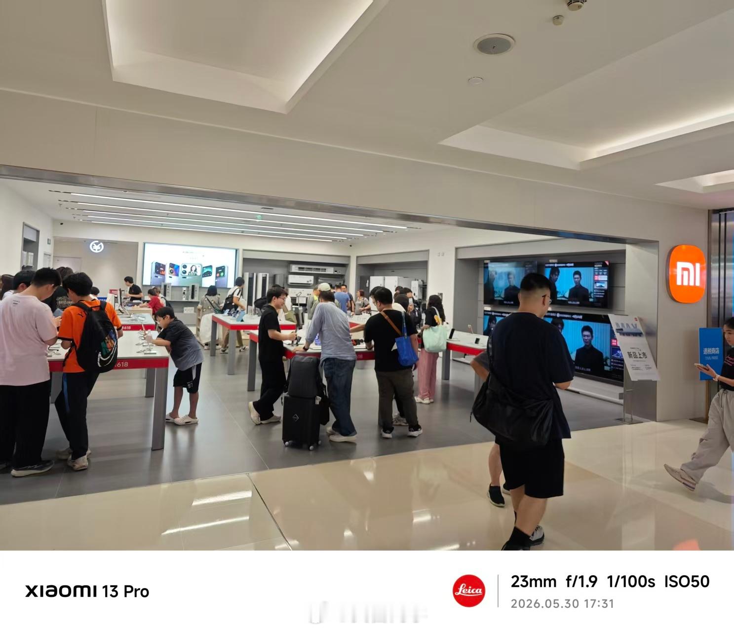 网络上：谁TM么买小米er啊现实中：谁不买小米er呢