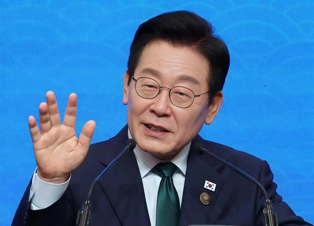 韩国宣布，从3月30日起，对北京、上海、广州、深圳、苏州、厦门、天津、南京、杭州