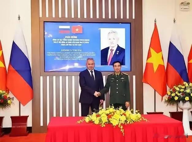 越南与日本搞2+2外长防长会谈是一个不妥当的外交。越南作为与中国联系紧密的伙伴