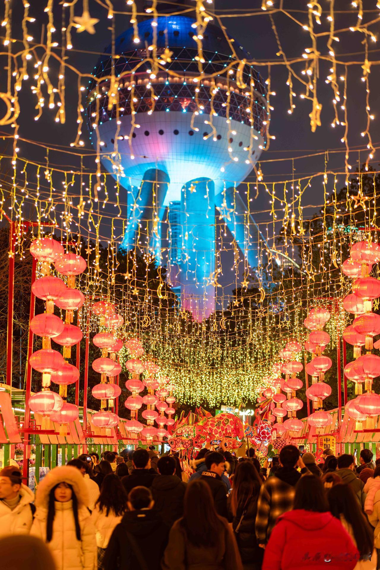 上海浦东年味节太顶了！关键是免票就能嗨……家人们！上海过年去哪玩？必须冲浦