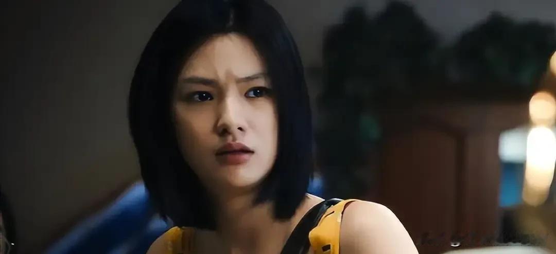 追剧《交锋》这部当代谍战剧，不论故事情节，还是演员表演，应当说都非常精彩，给人