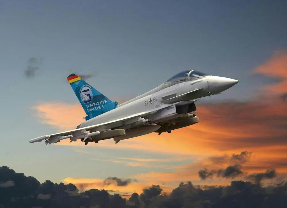 卡塔尔空军挥泪甩卖24架台风?三年机龄的欧洲尖货说废就废!当年砸钱买的3A批次台