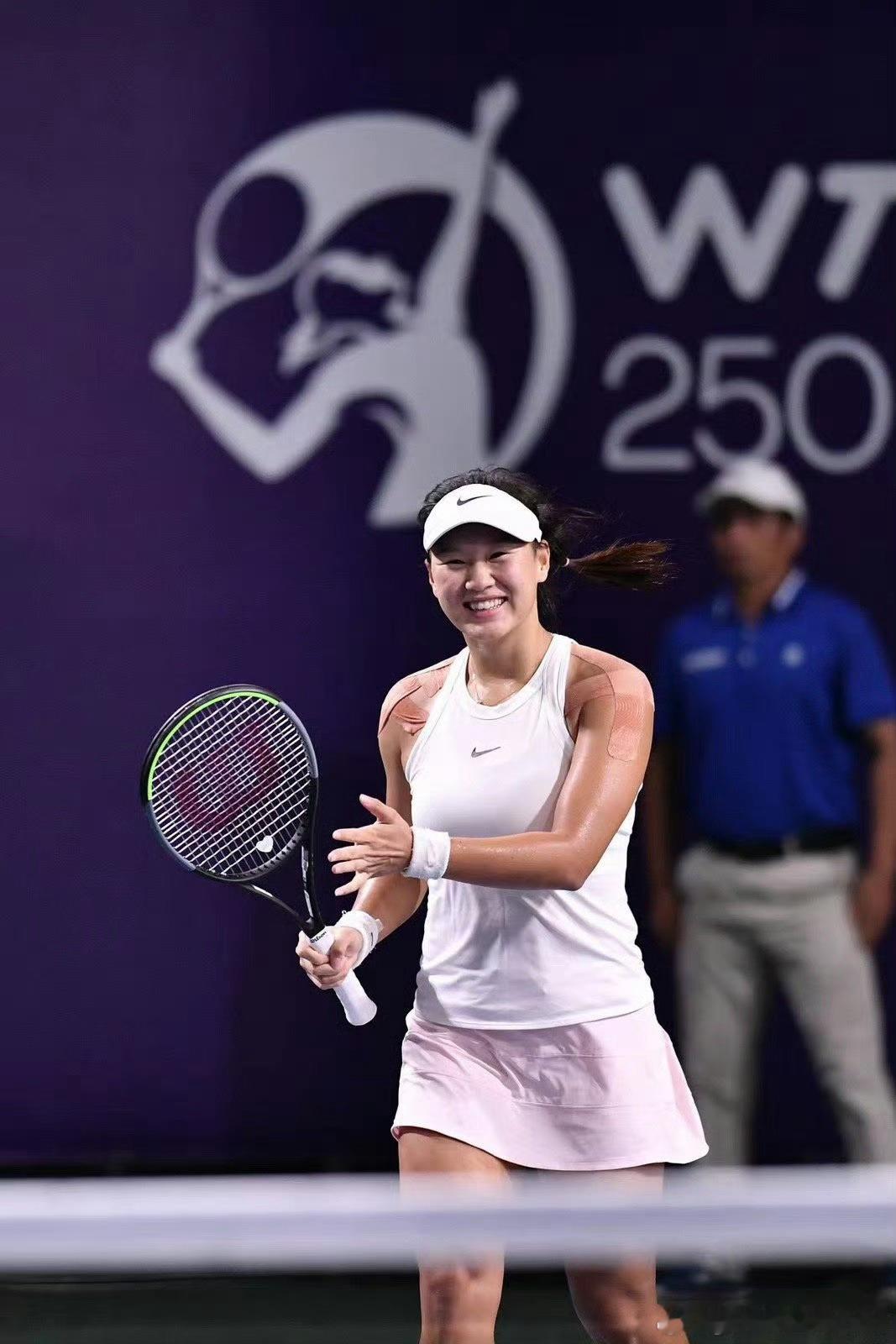 🇺🇸米德兰WTA125女单首轮🇨🇳郭涵煜3-6/6-4/6-2🇺🇸