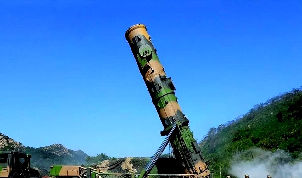 中国核武库猛增：2030年将有超千枚核弹头瞄准美国，东风-41成终极威慑力量
