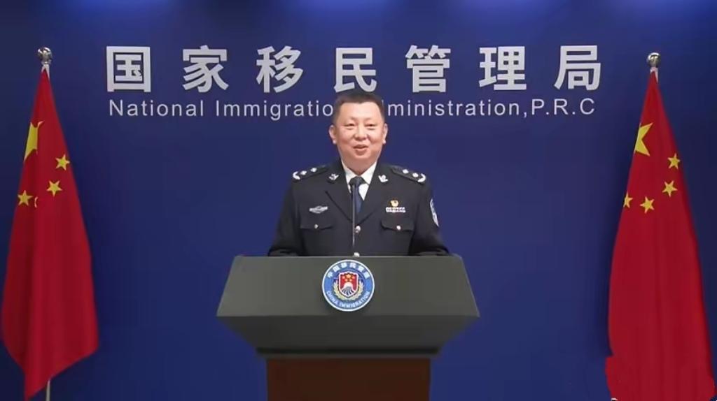 2026年7月中旬，网上吵得特别热闹。大家都在争论一个问题：咱们到底该