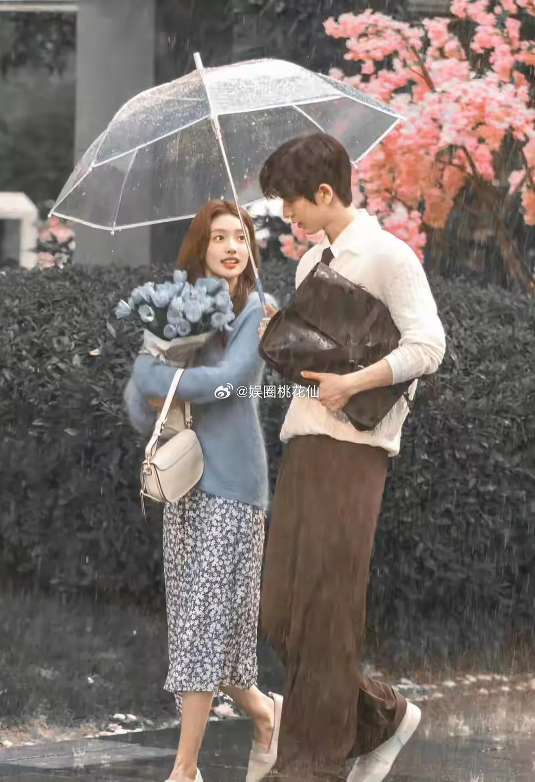 张凌赫和谁都好搭！超模贺聪、地母系张婧仪、小清新徐若晗、明艳王楚然、纯情赵今麦，