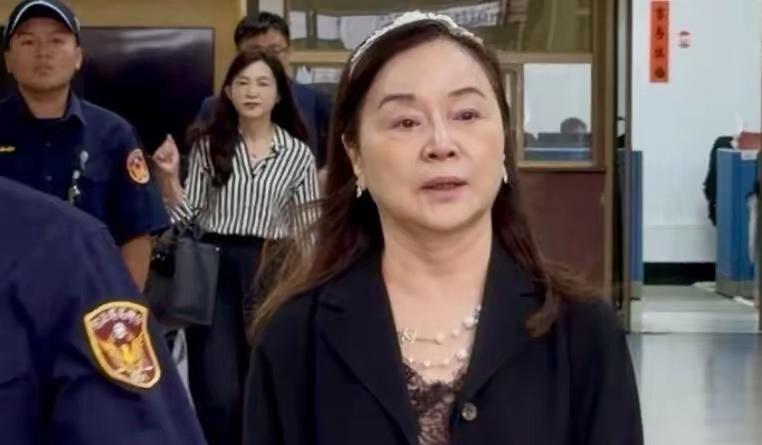 台资深媒体人周玉蔻、蔡玉真为了造谣张淑娟"滚床单"案二审出庭，很多人才发现，原来