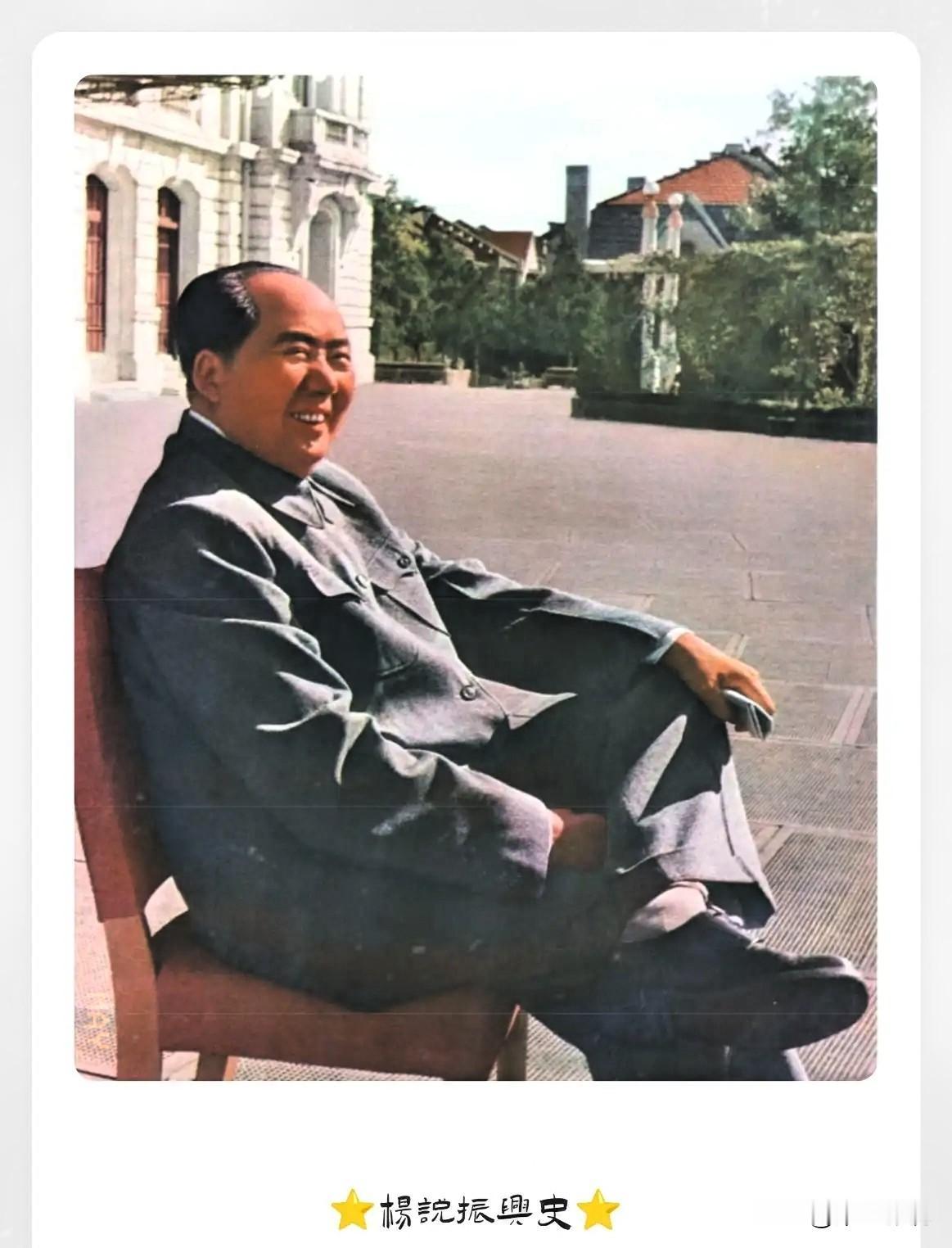 从小到大，我们张口就叫“毛主席”，从来没觉得这有什么不对，这是天经地义、理所当然