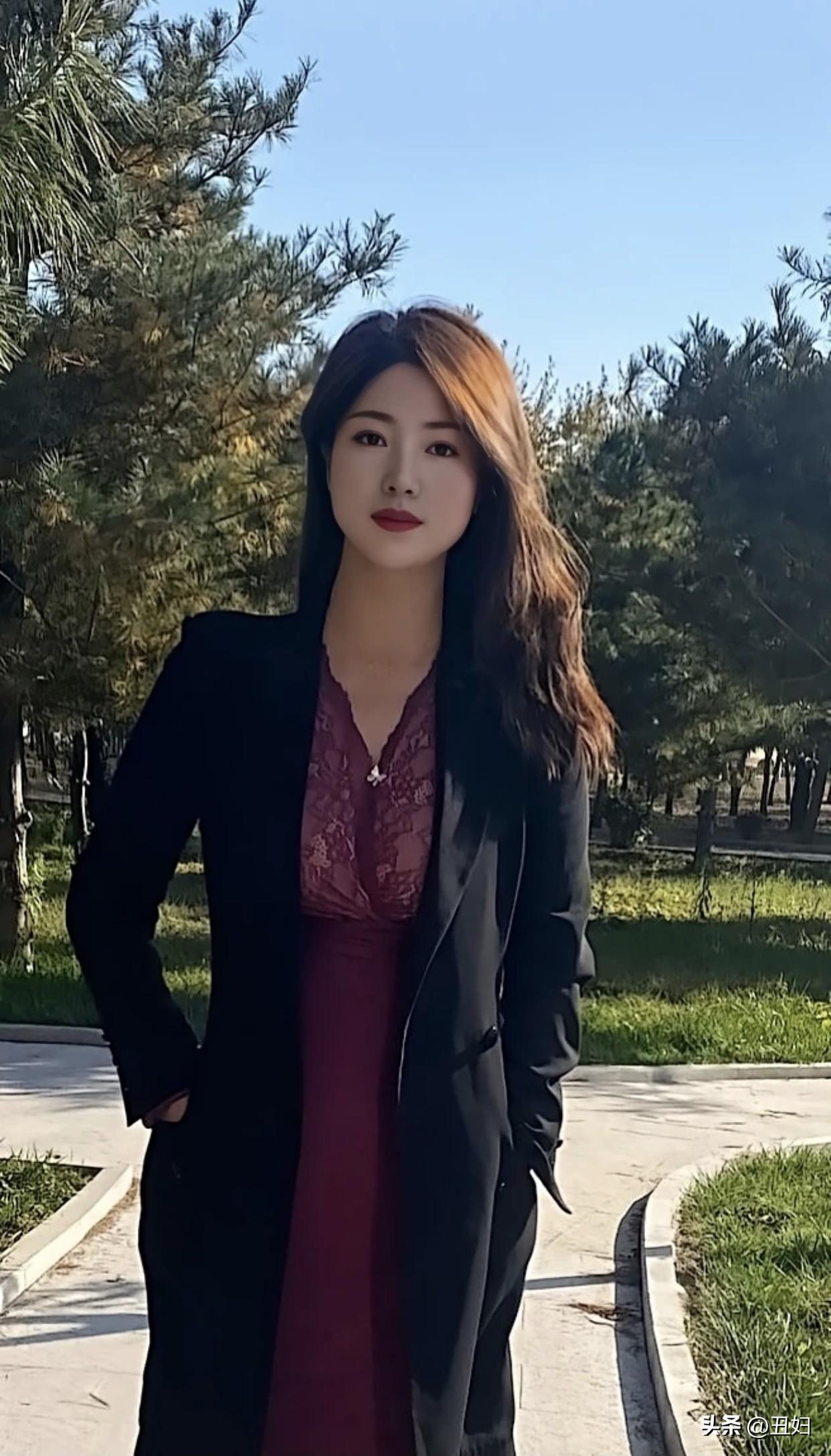 天蝎座的女生喜欢什么样的人?天蝎女慕强，喜欢能力强、工作认真且对女友温柔体贴的人