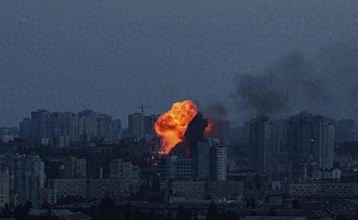 波兰领事馆被炸，普京对美下通牒，特朗普真的认怂了？1月13日凌晨，俄军对乌克兰