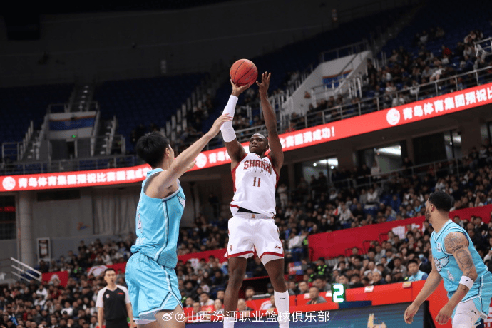 山西男篮分享本场比赛赛场图集: 球队81-88不敌青岛男篮