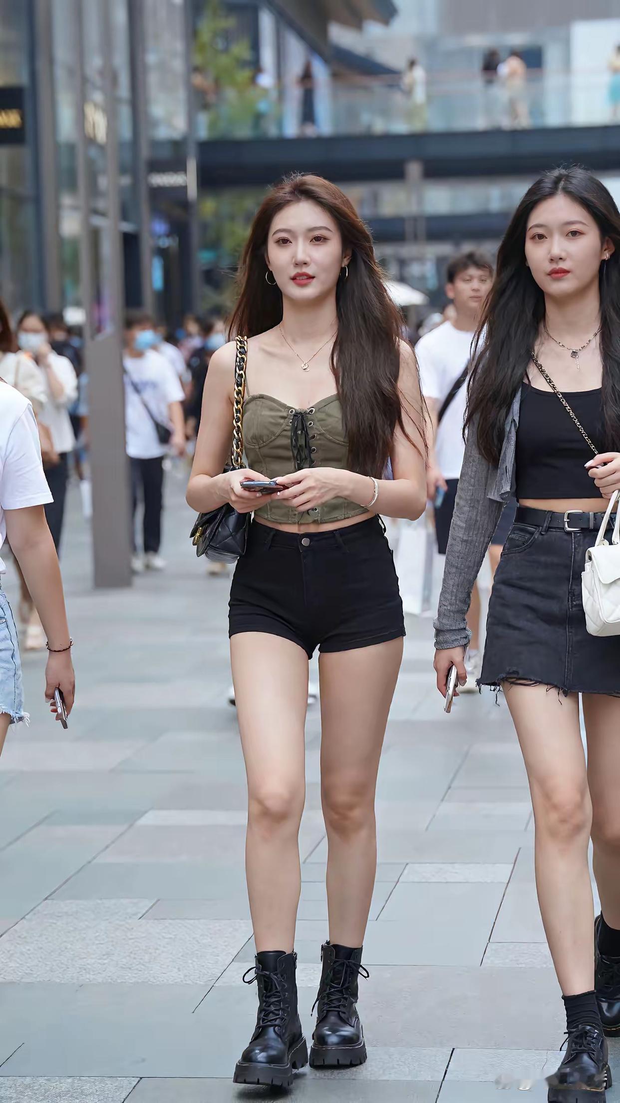 青春大长腿小姐姐