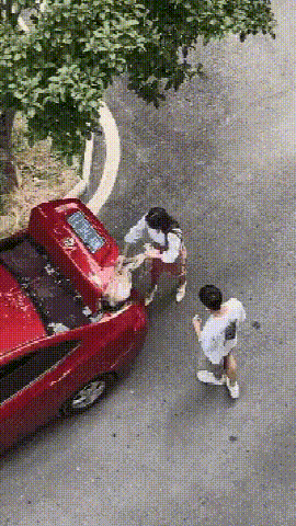 用力过度的既视感[点赞][点赞]​​​