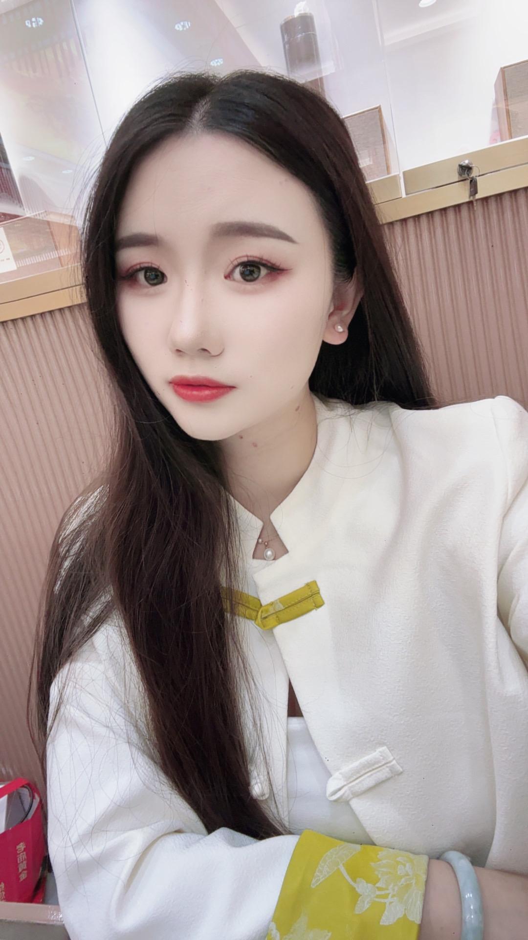 小时候看哑巴新娘感觉她很苦，结婚后才发现我过得比她还苦  最起码她嫁的...