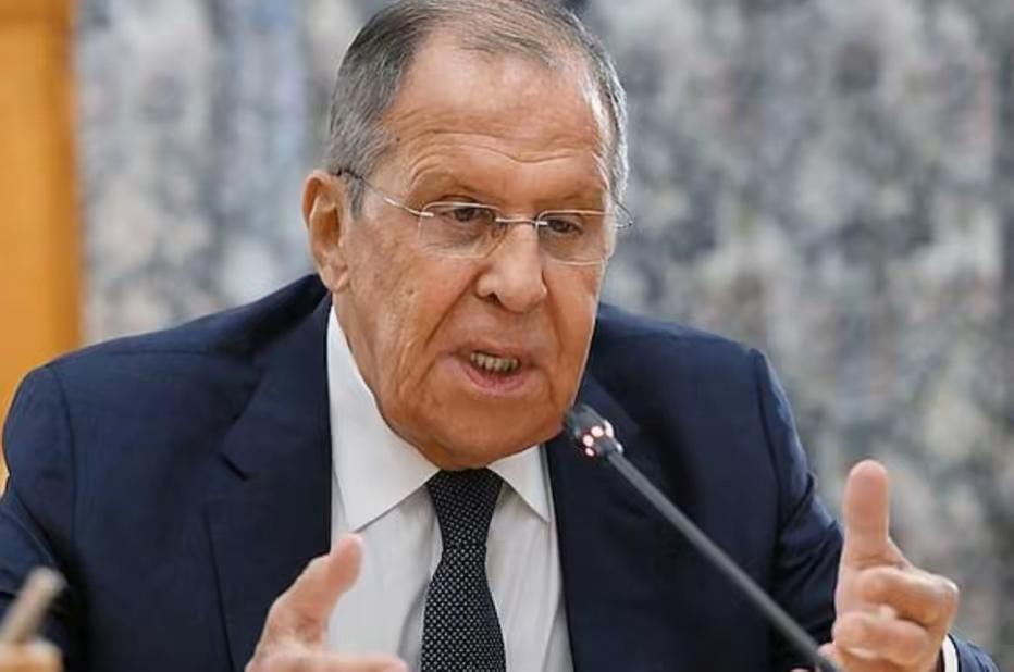 3. 特朗普断援后高市早苗欲办中亚峰会围堵中俄俄外长警告：特朗普断援日本后，高