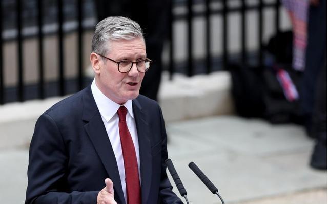 据路透社报道，英国《观察家报》称，英国首相斯塔默预计将于当地时间6月22日辞职，
