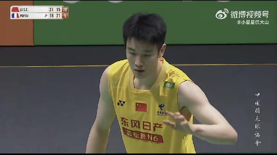 李诗沣🇨🇳威武！决胜局血洗大波波夫🇫🇷，挺进2026年马来西亚羽毛球大
