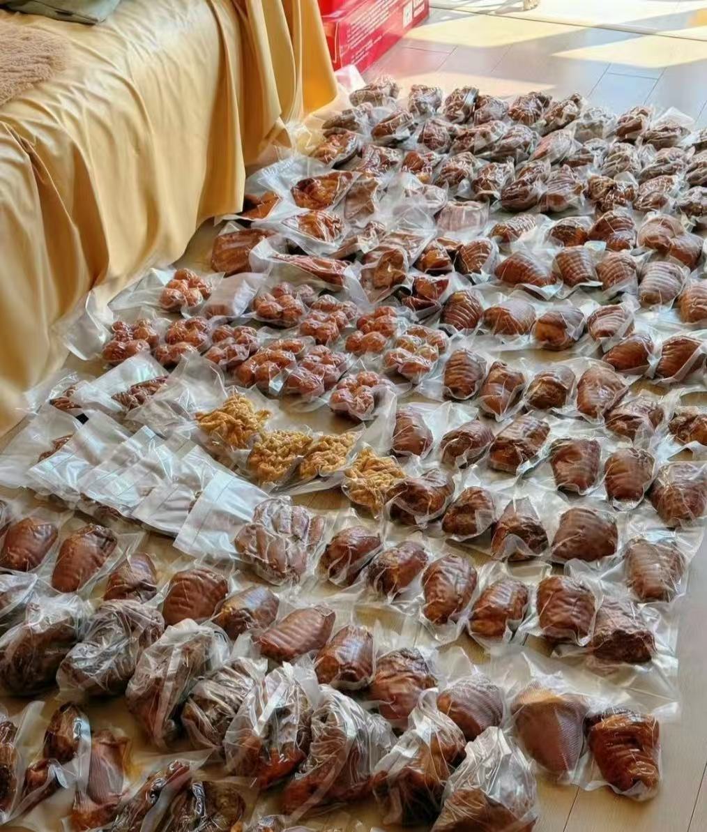 千万不要和老人说一个东西特别好吃，这下整大了！