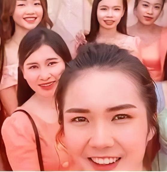 100块在老挝能当“大款”？这个国家穷得让人意外，街上连汽车都很少见！