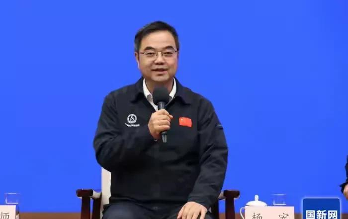 空间站系统总设计杨宏说，尽管我们做好了各种准备，但是风险是依然存在的。所以我认为