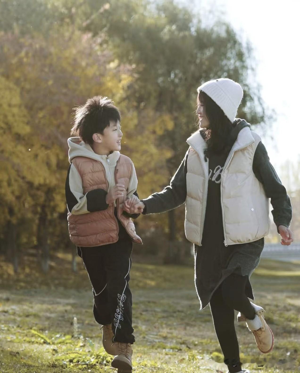 母子定律太准了有出息的孩子都有着母亲的5个习惯1. 情绪稳定平和遇事