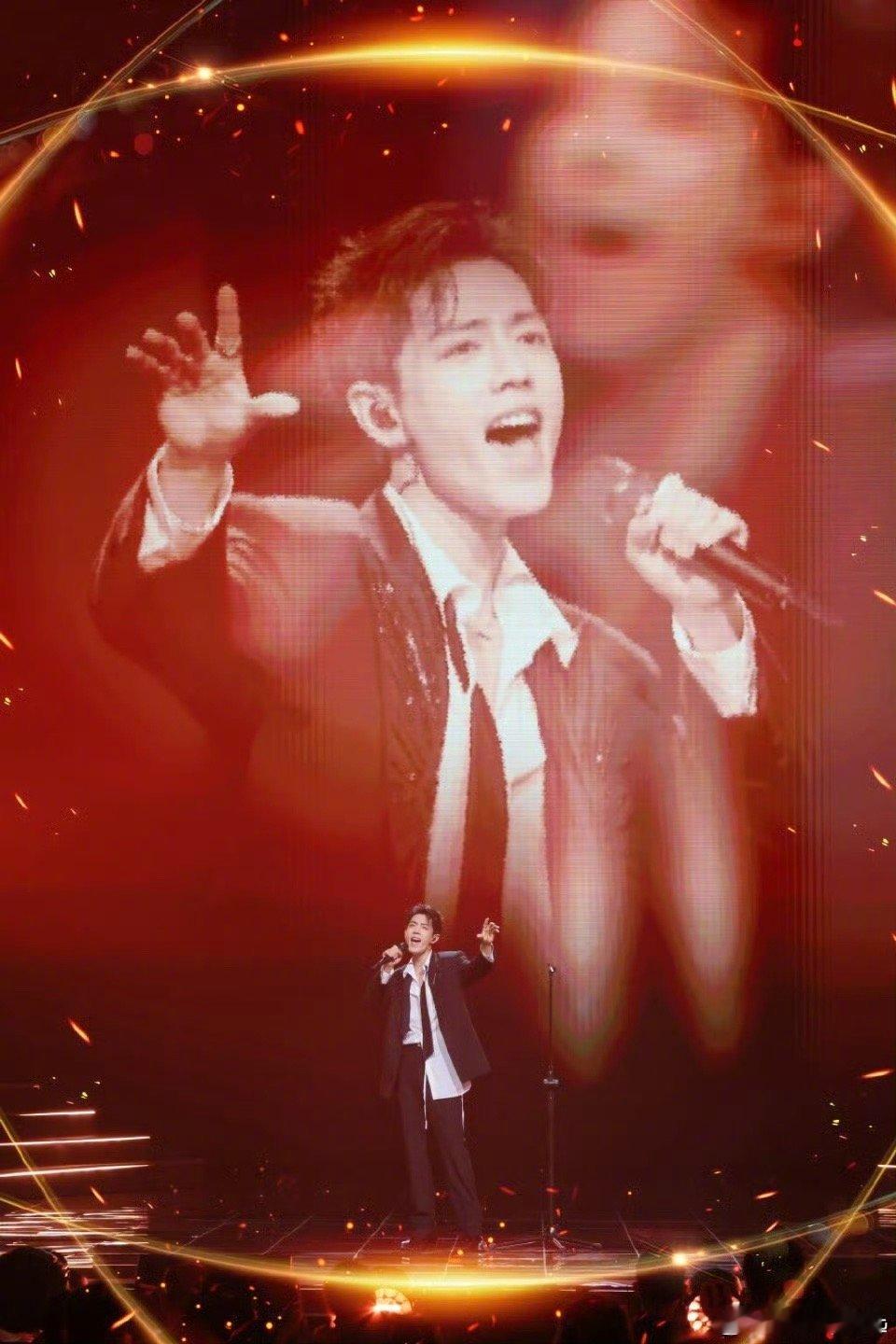 好爱这个肖战，舞台魅力💯！｜肖战[比心]​​​