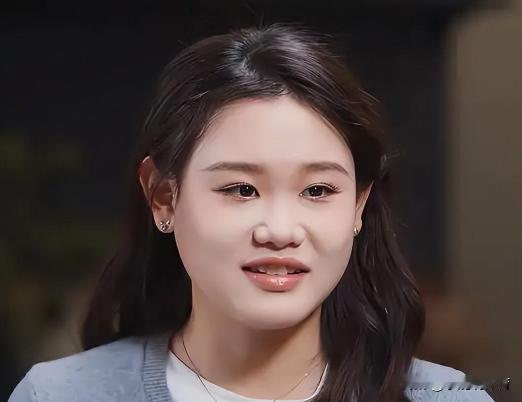 张家齐以后大概率很难好好谈恋爱结婚。真不是她运气差遇不到好人，是原生家庭的状态