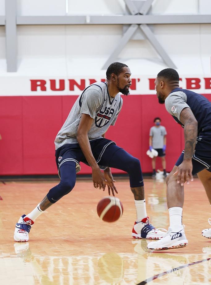 火箭队的杜兰特会不会参加三年之后的洛杉矶奥运会呢？早已告别NBA多年的西班牙明星