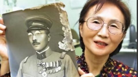 终于找到答案了！日本为什么不承认侵略战争？2007年，甲级战犯东条英机的孙女由布
