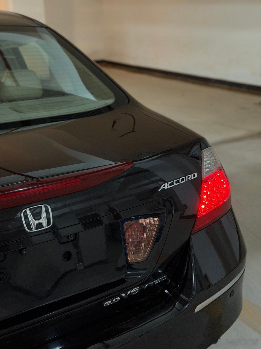 不出意外应该是春节前收的最后一个快递了七代半雅阁3.0老广本确实就得是6缸的好