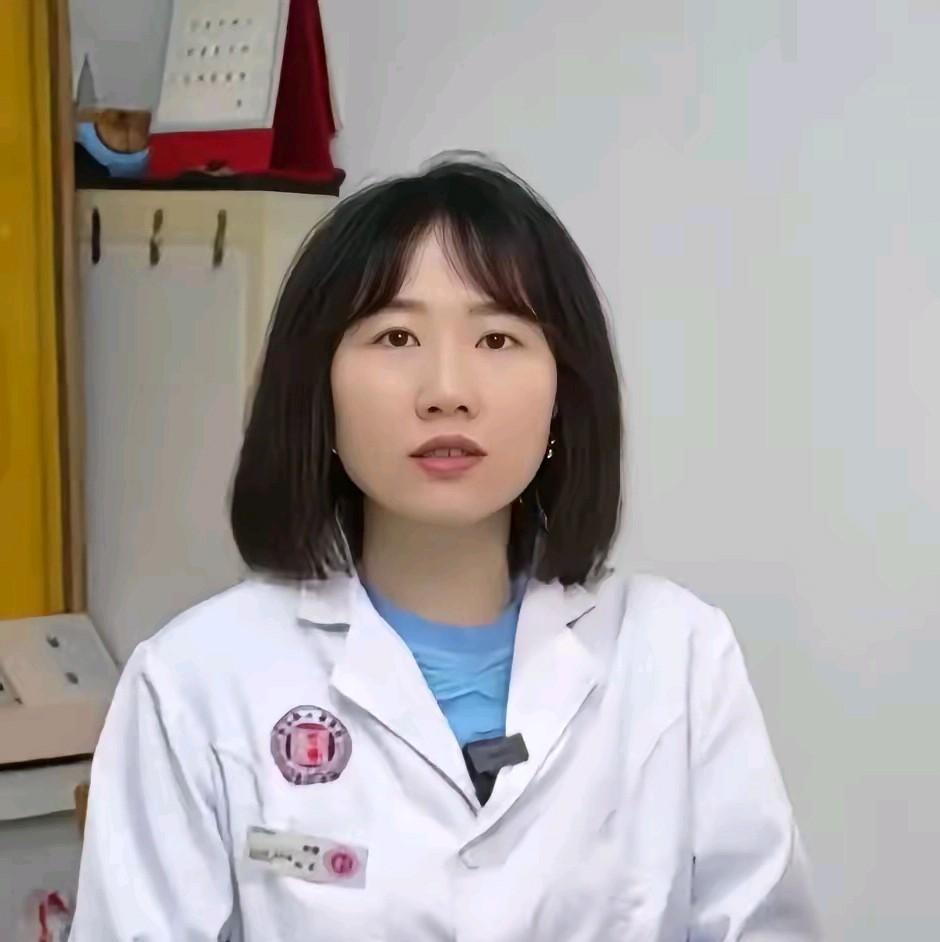 这个曾医生出了这事之后，她丈夫肯定要和她离婚，但是那个院长根本不可能娶她。这个院