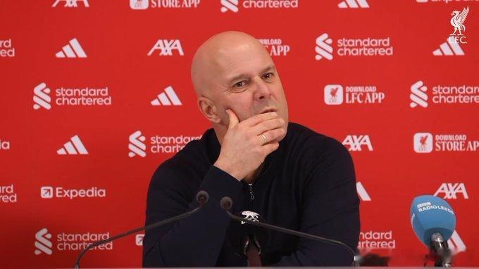 斯洛特评价利物浦本赛季的实力：现实地说，我认为目前只有两支球队——顺便提一下，维