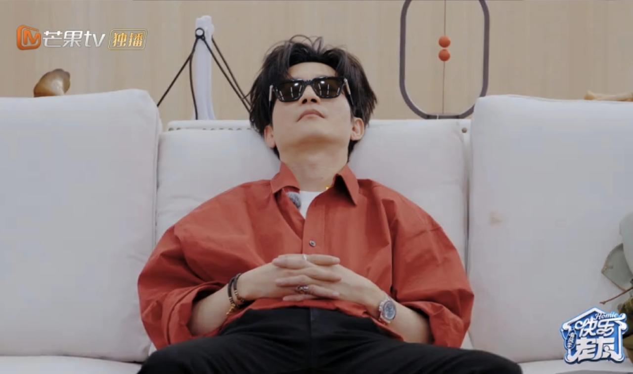 《快乐老友记》开播，节目组还真是有心，丽江的厚米之家就是青山铺的2.0版。除了