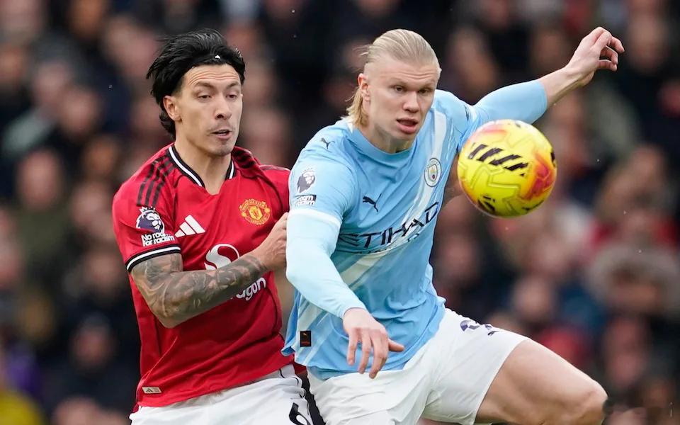 曼联2比0曼城利桑德罗-马丁内斯是一个狠角色。曼市德比赛前，一大堆曼联名宿调侃