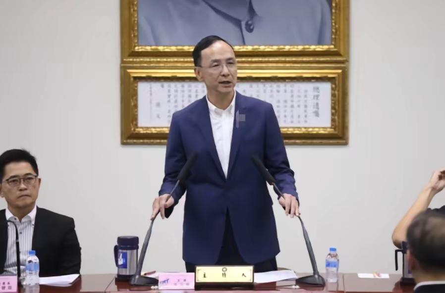 国民党应立即取消郝龙斌、罗智强的参选资格国民党中央今天（5日）举办的党主席辩