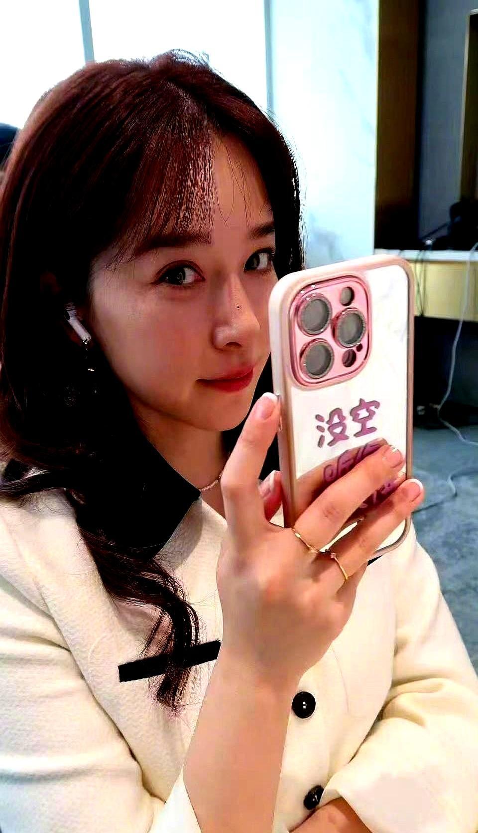 孩子畸形早产？阚清子被全网最恶毒的谣言击中。你刚生完孩子，一口气还没喘匀，