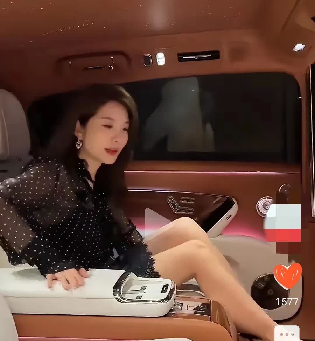 别光打嘴仗了！余承东和懂车帝老板，你们干脆来一场辅助驾驶大对决吧！余