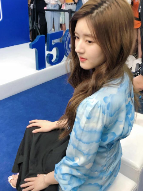 赵露思早期生图好美啊​​​