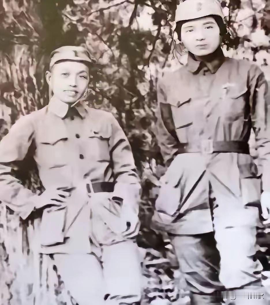 1941年，谭震林携妻途经董浜镇遭特务拦截，腰间藏枪暴露即丧命！危急时刻，一旁小